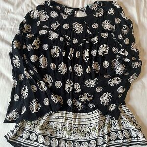 Navy and white flowy blouse with long sleeves